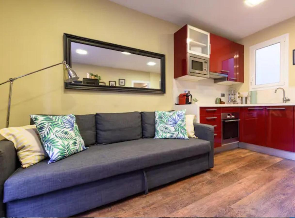 Ramblasrentals Cozy Renovated 2Br With Balcony Lift 20M Rambla - Parking - Wifi Barcelona Bagian luar foto